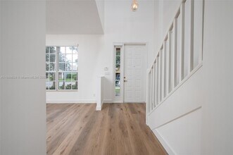 19282 Seneca Ave in Weston, FL - Building Photo - Building Photo