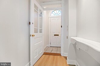 1522 Swann St NW in Washington, DC - Building Photo - Building Photo