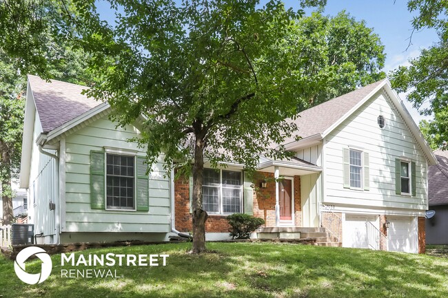 10130 Halsey St in Lenexa, KS - Building Photo - Building Photo