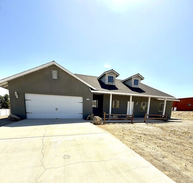 property at 7419 Kellogg Ave