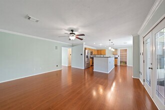 10551 Bluegrass Pond in San Antonio, TX - Building Photo - Building Photo