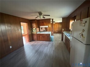 26200 Selma Rd in Jetersville, VA - Foto de edificio - Building Photo