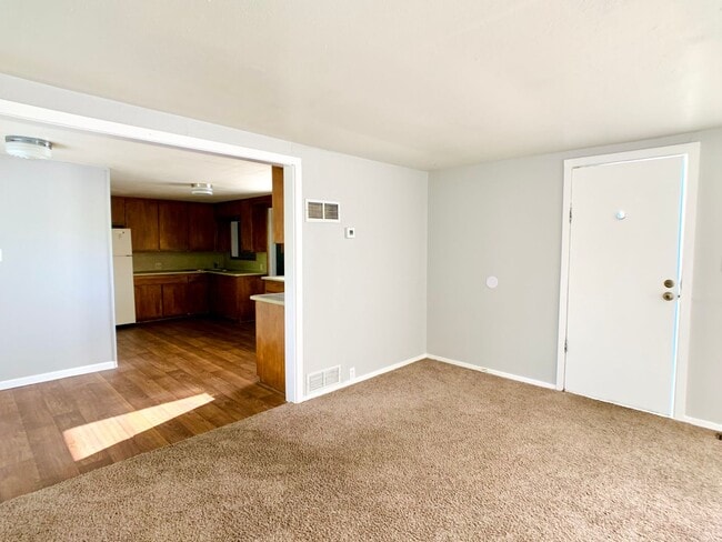 property at 1900 W Division St