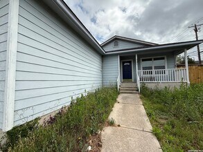 4601 Bundyhill Dr in Austin, TX - Building Photo - Building Photo