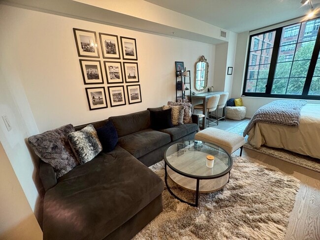 1425 Hudson St in Hoboken, NJ - Building Photo - Building Photo