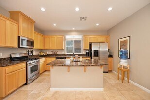 4521-4523 Saturn St in Los Angeles, CA - Building Photo