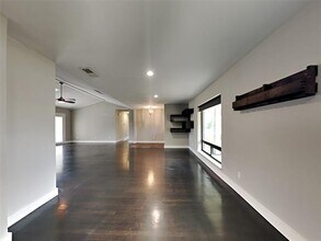 13104 Tahoe Dr in Dallas, TX - Building Photo - Building Photo