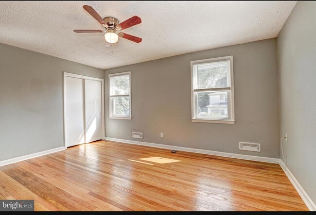 4506 Furley Ave, Unit 2 in Baltimore, MD - Building Photo - Building Photo