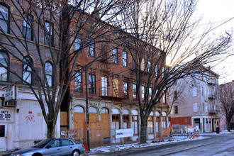 1500 Elm St in Cincinnati, OH - Foto de edificio - Building Photo