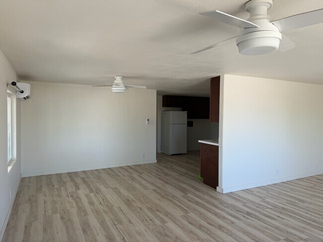12558 Pima Pkwy in Golden Shores, AZ - Building Photo - Building Photo