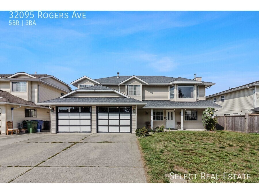 32095 Rogers Ave in Abbotsford, BC - Building Photo