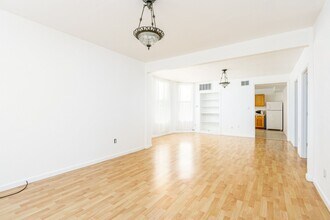 3830 Clarke St in Oakland, CA - Building Photo - Building Photo