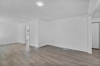 72 Madera Dr in Columbia, SC - Building Photo - Building Photo