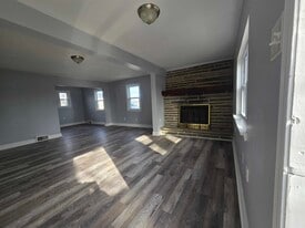 1502 Market St in Linwood, PA - Building Photo