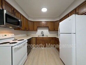 535 W Saunders Ave in Lincoln, NE - Building Photo - Building Photo