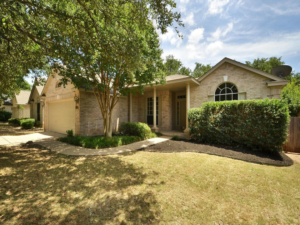 2220 London Ln in Cedar Park, TX - Building Photo