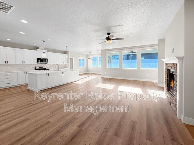 4401 E Wedge St in Nampa, ID - Building Photo - Building Photo