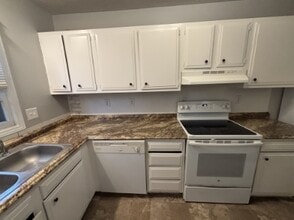 201 Southway Garden Rd in Royal Pines, NC - Building Photo - Building Photo