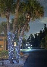 16881 Davis Rd, Unit 913 in Ft. Myers, FL - Foto de edificio - Building Photo