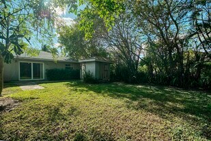 915 S N St in Lake Worth Beach, FL - Building Photo