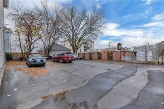 135 Illinois St in Central Falls, RI - Foto de edificio - Building Photo