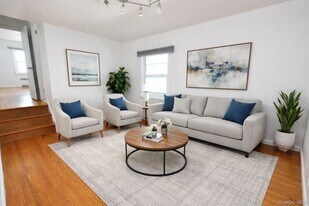 34 Chestnut St in Tuckahoe, NY - Building Photo