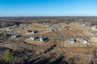 Old Oaks Plains in Ashland City, TN - Building Photo - Building Photo