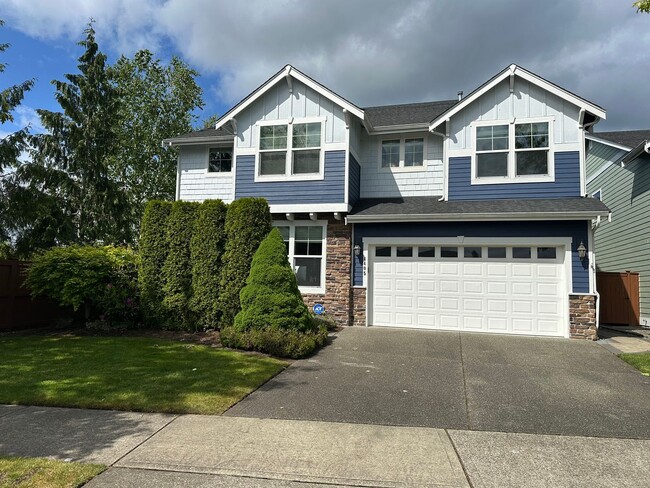 property at 4405 Cashmere Dr NE
