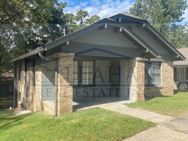property at 3501 Kavanaugh Blvd
