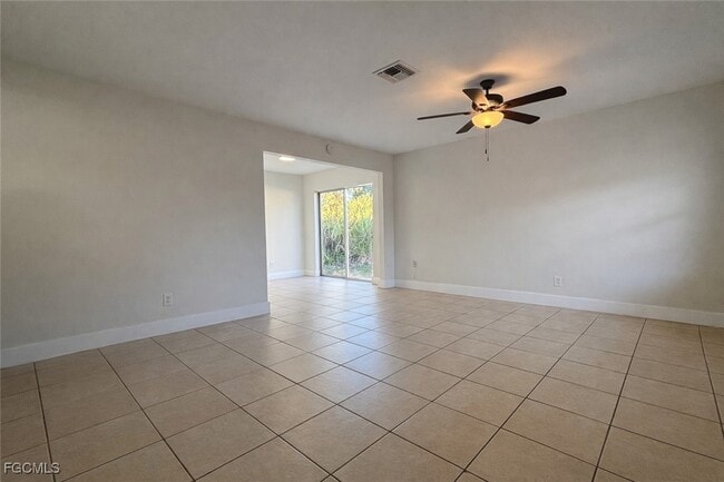 property at 4265 Desoto Ave