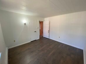 225 Cottage Ln in Cresco, PA - Building Photo - Building Photo