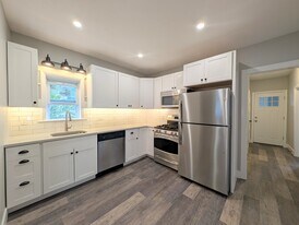82 North St, Unit 1 in Medford, MA - Building Photo