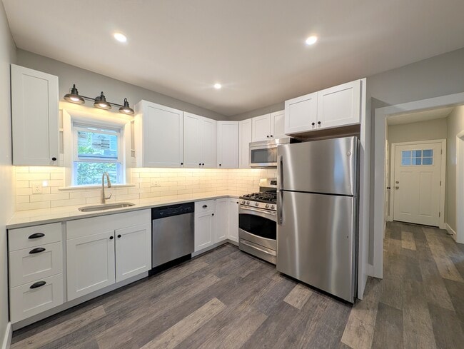 82 North St, Unit 1