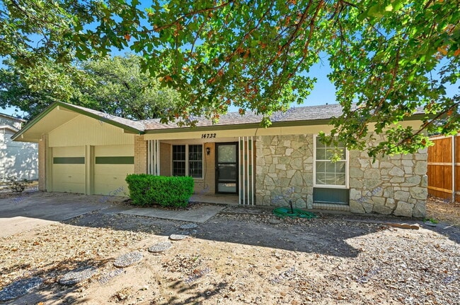 14732 Oakwood Ln in Balch Springs, TX - Building Photo - Building Photo