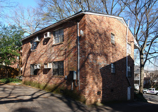 Argonne Avenue Apartments in Atlanta, GA - Foto de edificio - Building Photo