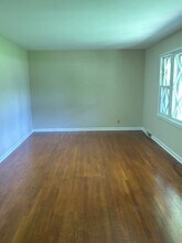 1259 Hampshire Pike in Columbia, TN - Building Photo - Building Photo