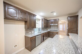 1305 Needle Cactus Dr in Fort Worth, TX - Building Photo - Building Photo