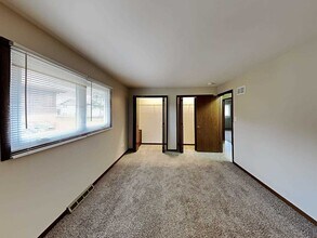 7526 Cashew Dr in Orland Park, IL - Building Photo - Building Photo