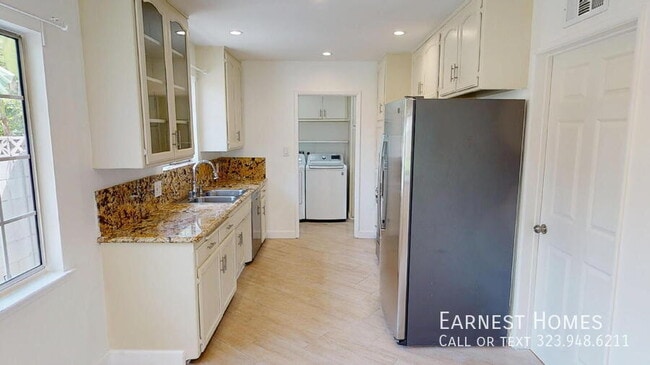 7345 Matilija Ave in Los Angeles, CA - Building Photo - Building Photo