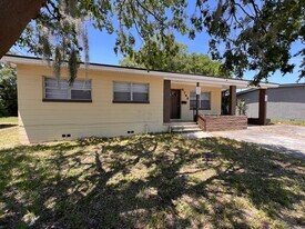 4746 Norwood Ave in Jacksonville, FL - Building Photo