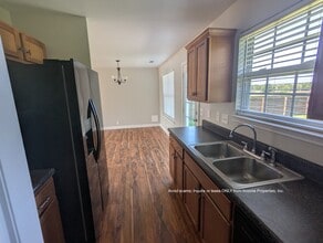 5990 Murfreesboro Rd in Lebanon, TN - Building Photo - Building Photo