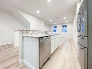 1028 Thyme Walkway in San Jose, CA - Building Photo - Building Photo