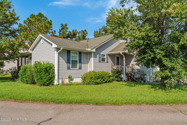 property at 769 Dayflower Ct