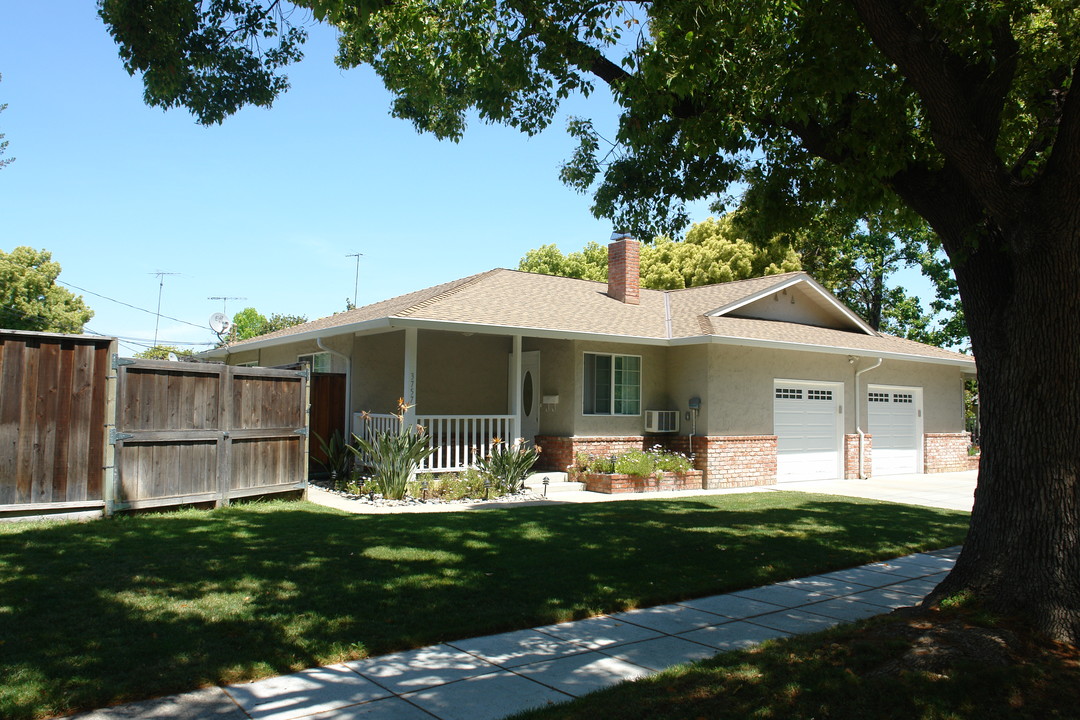 3757 Akron Way in San Jose, CA - Building Photo