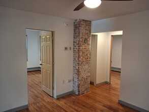 10 Grand St, Unit 10 Grand #1 in Augusta, ME - Building Photo - Building Photo