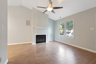 805 Brewers Glynn Ct in Wake Forest, NC - Building Photo - Building Photo