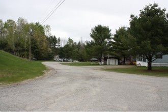 Warren Heights Mobile Home Park in Gardiner, ME - Building Photo - Building Photo