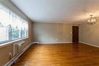 40 Ellington St in East Orange, NJ - Building Photo - Building Photo