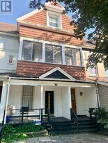 71 King St E in Brockville, ON - Building Photo