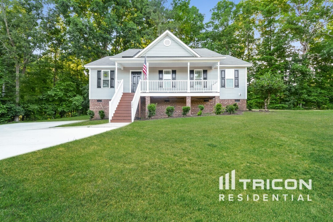 146 Apple Ct in Clayton, NC - Building Photo